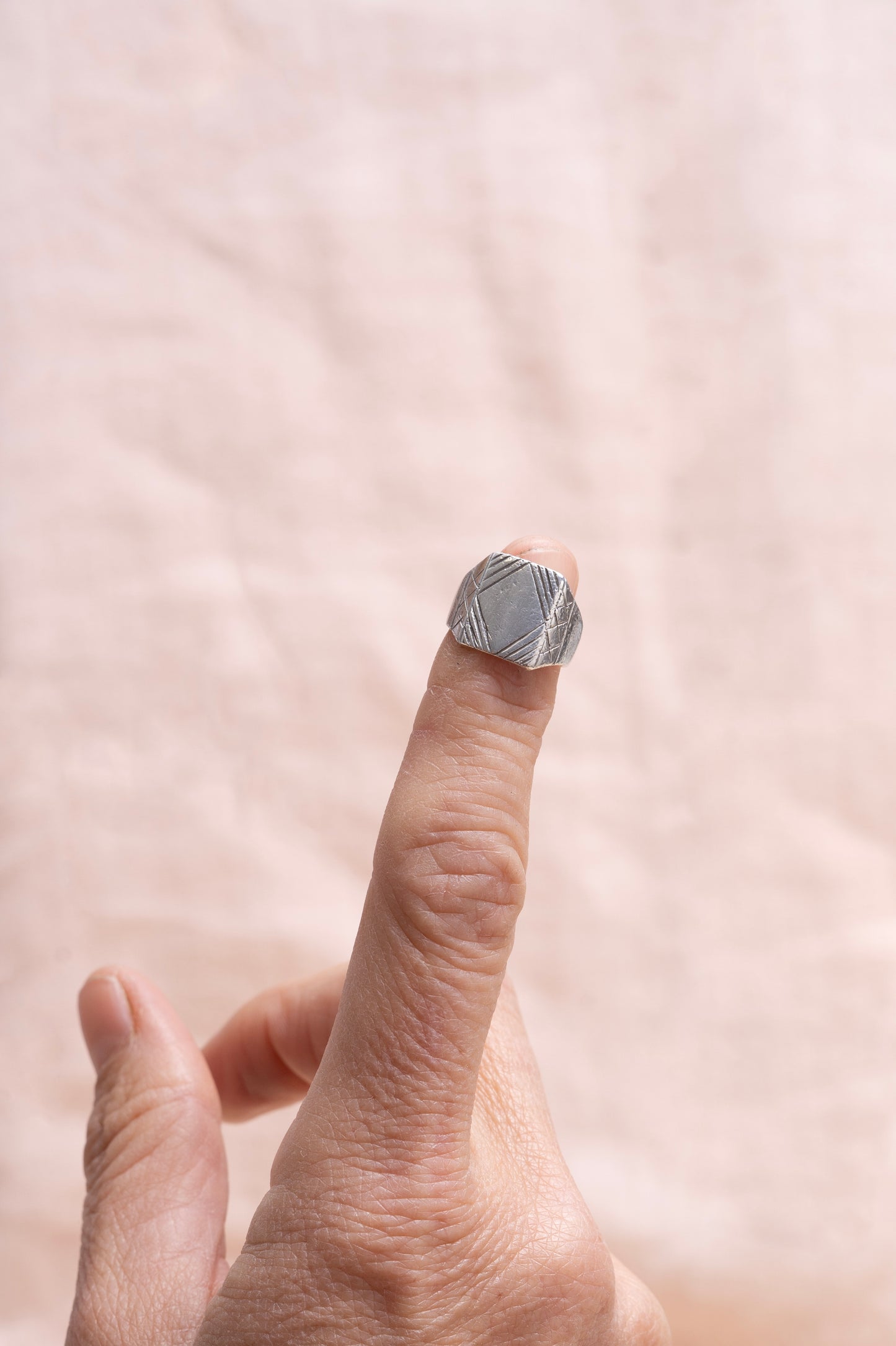 Anillo Aquila