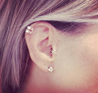 False simple piercing