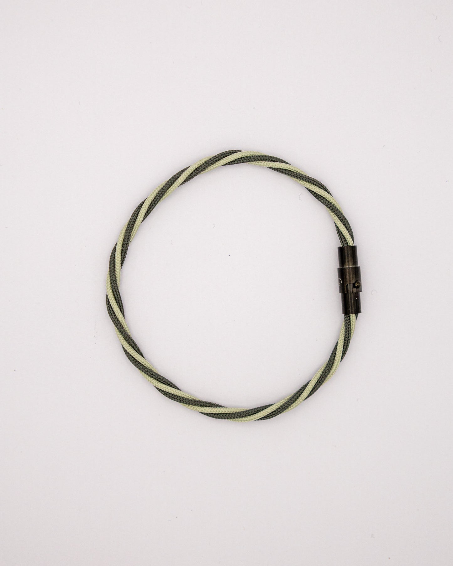 Pulsera César